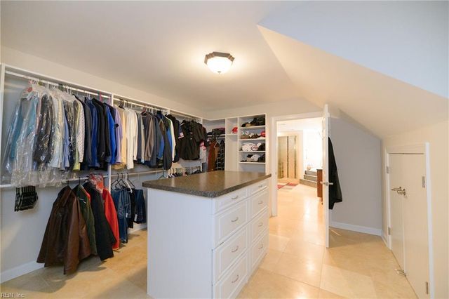 102 Stevens CT, Yorktown, VA 23693