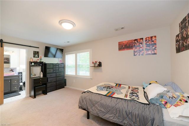 102 Stevens CT, Yorktown, VA 23693