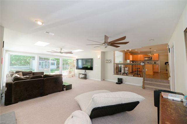 102 Stevens CT, Yorktown, VA 23693