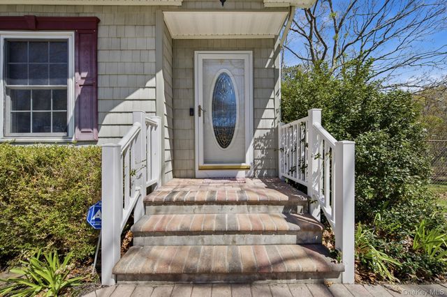 77 Bullard Street, Mastic, NY 11950