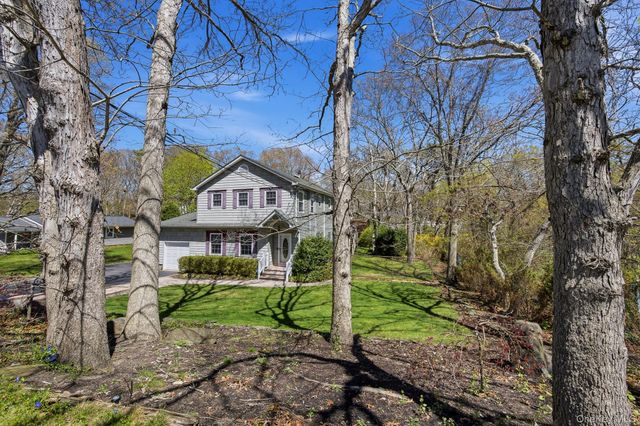 77 Bullard Street, Mastic, NY 11950