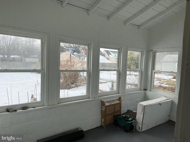 132 WALNUT ST, Westville, NJ 08093