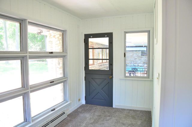 13815 W Robin TRAIL, New Berlin, WI 53151
