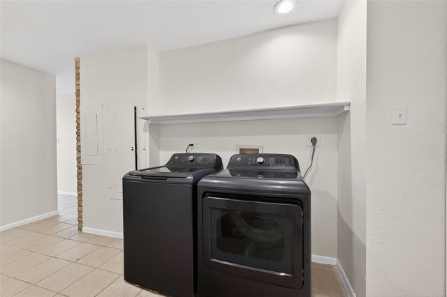 2016 Main Street 3, Houston, TX 77002