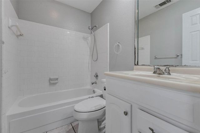 13211 Sharpbill Drive, Houston, TX 77083