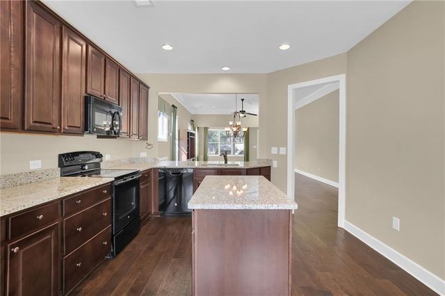 3708 MAJESTICK OAK DR, Gainesville, GA 30504