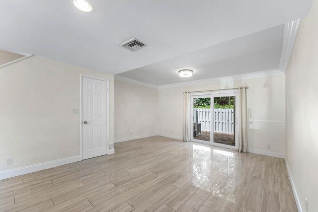 2503 NE 15th Street 2503, Pompano Beach, FL 33062