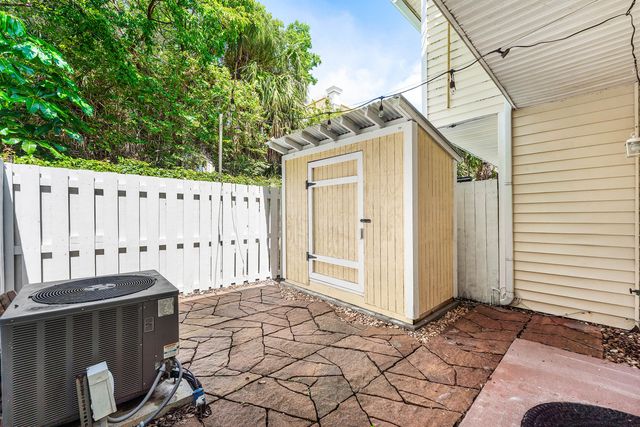 2503 NE 15th Street 2503, Pompano Beach, FL 33062