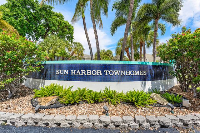 2503 NE 15th Street 2503, Pompano Beach, FL 33062