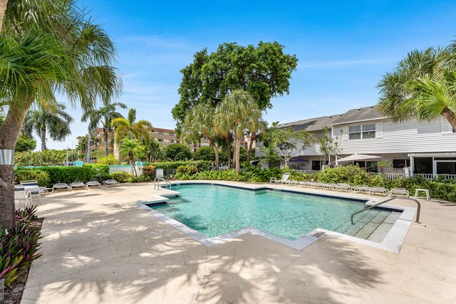 2503 NE 15th Street 2503, Pompano Beach, FL 33062