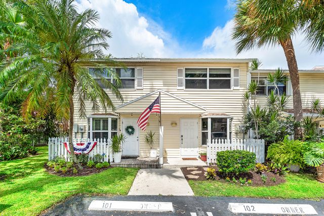 2503 NE 15th Street 2503, Pompano Beach, FL 33062