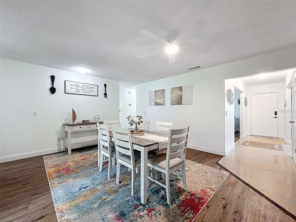 Image 16 of property listing at 757 CALIENTE DRIVE, Brandon, FL 33511