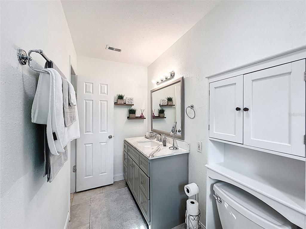Image 20 of property listing at 757 CALIENTE DRIVE, Brandon, FL 33511