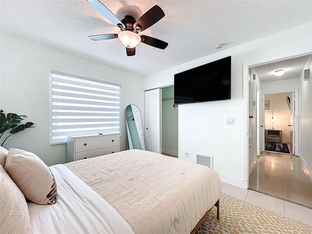Image 24 of property listing at 757 CALIENTE DRIVE, Brandon, FL 33511