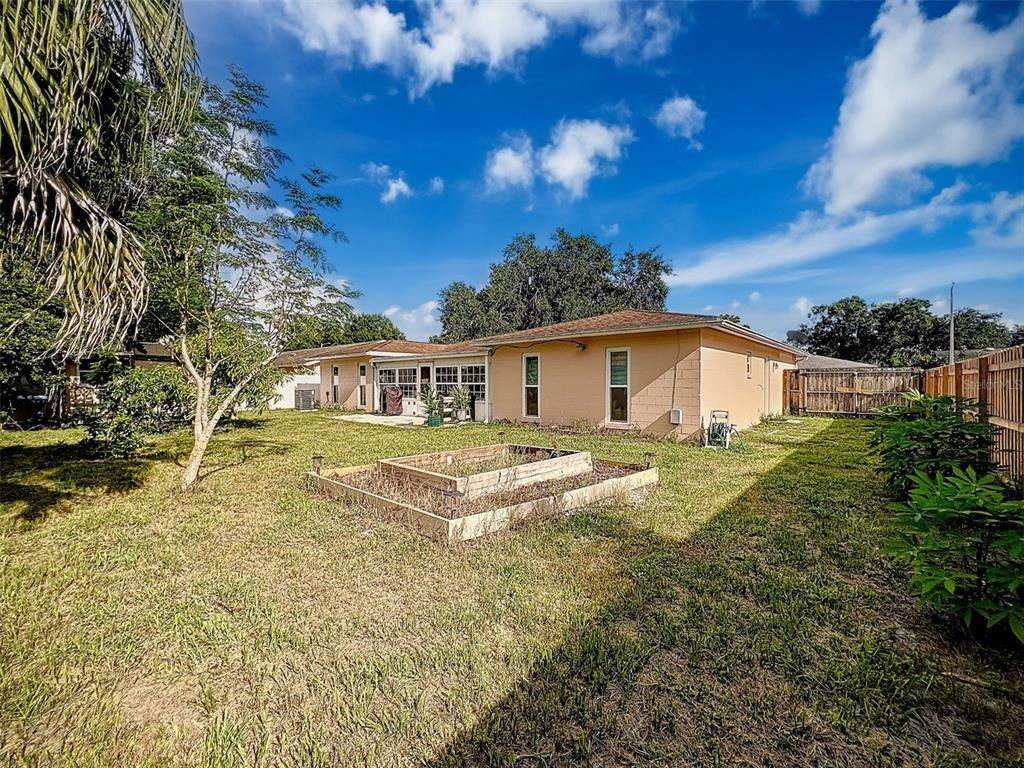 Image 34 of property listing at 757 CALIENTE DRIVE, Brandon, FL 33511