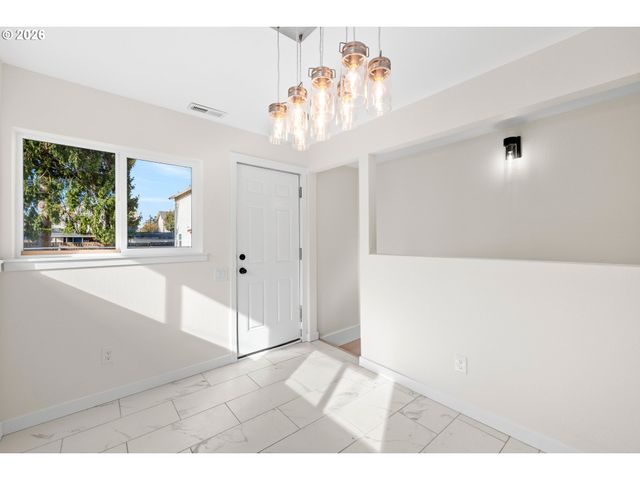 4909 Se 80TH Ave, Portland, OR 97206