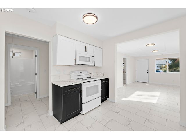 4909 Se 80TH Ave, Portland, OR 97206