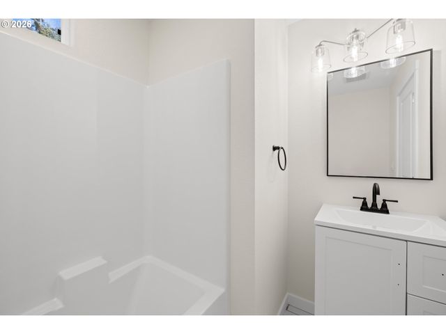 4909 Se 80TH Ave, Portland, OR 97206