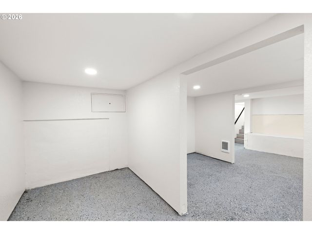 4909 Se 80TH Ave, Portland, OR 97206