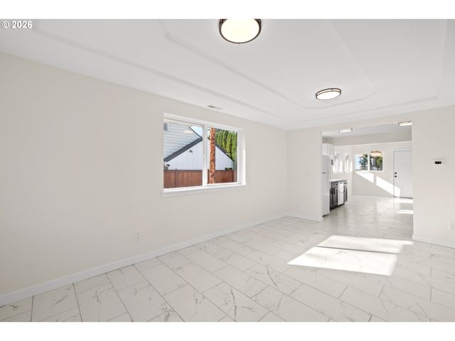 4909 Se 80TH Ave, Portland, OR 97206