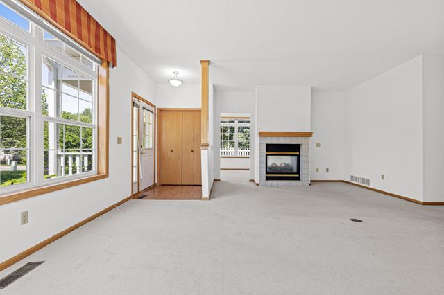 3080 Timberwood Trail 35, Eagan, MN 55121