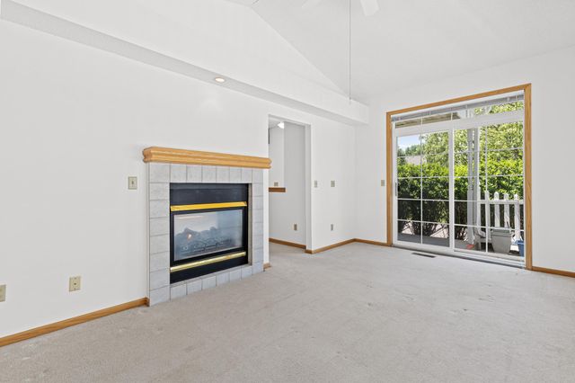 3080 Timberwood Trail 35, Eagan, MN 55121