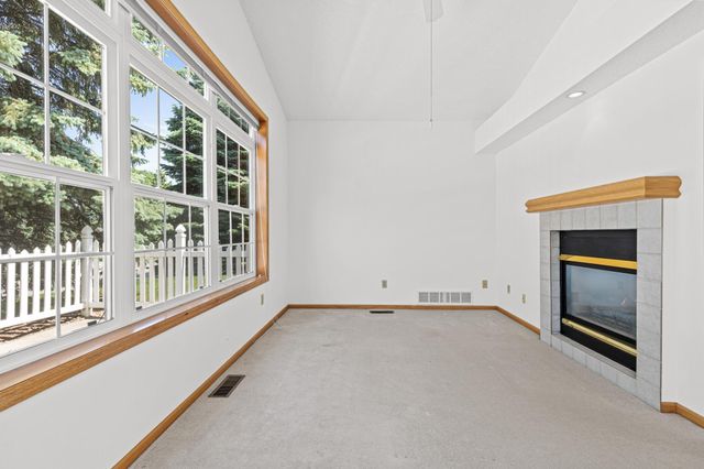 3080 Timberwood Trail 35, Eagan, MN 55121