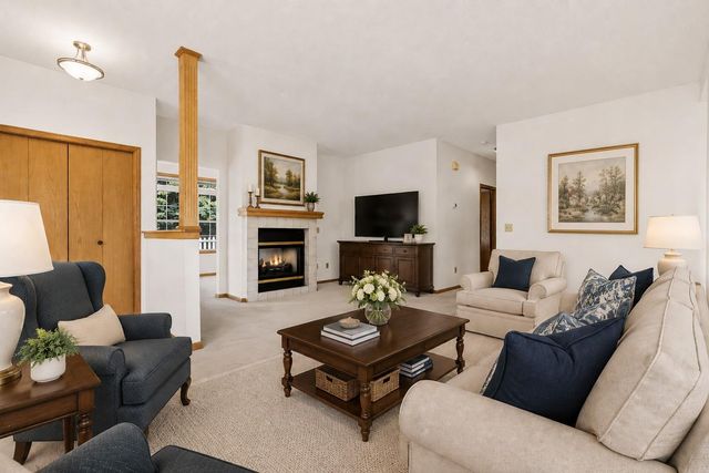 3080 Timberwood Trail 35, Eagan, MN 55121