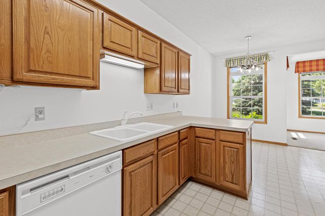 3080 Timberwood Trail 35, Eagan, MN 55121