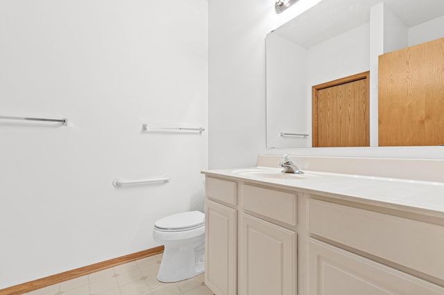 3080 Timberwood Trail 35, Eagan, MN 55121