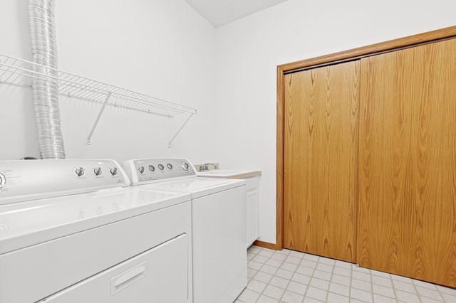 3080 Timberwood Trail 35, Eagan, MN 55121