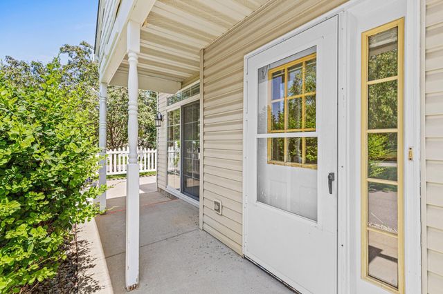 3080 Timberwood Trail 35, Eagan, MN 55121