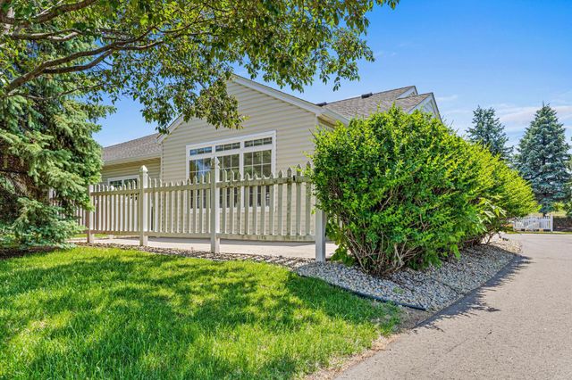 3080 Timberwood Trail 35, Eagan, MN 55121