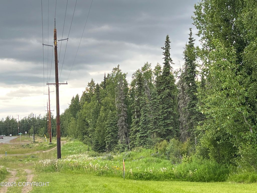 5744 Kenai Spur Highway, Kenai, AK 99611