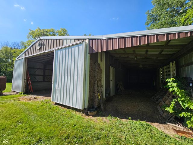 4963 E County Road 900 S, Cloverdale, IN 46120