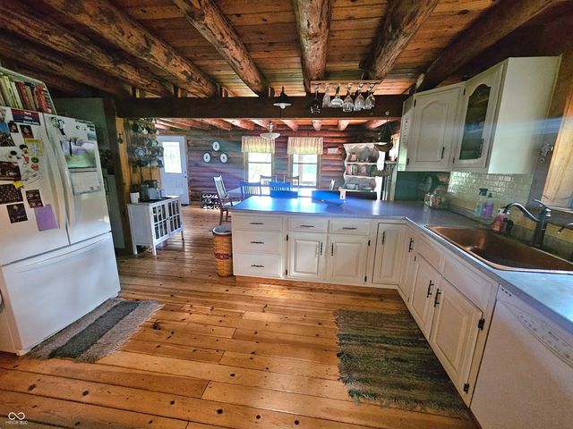 4963 E County Road 900 S, Cloverdale, IN 46120