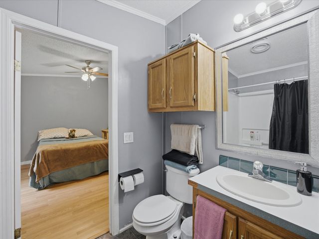 465 Private Road 2698, Alvord, TX 76225