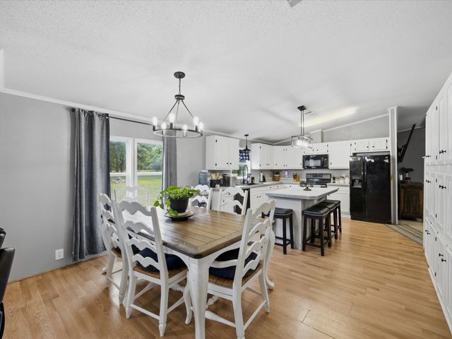 465 Private Road 2698, Alvord, TX 76225