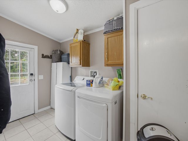465 Private Road 2698, Alvord, TX 76225