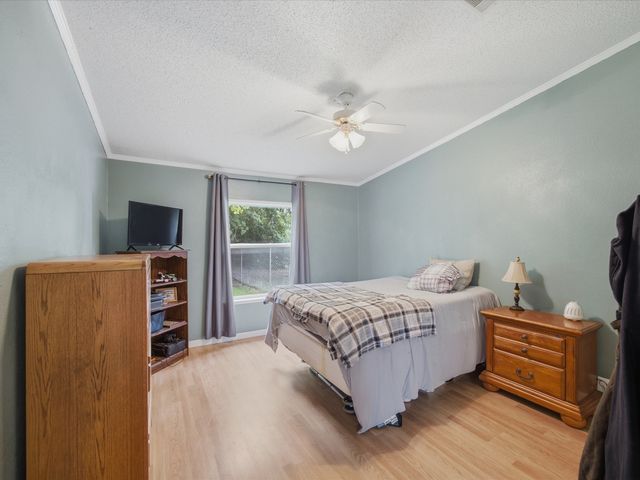 465 Private Road 2698, Alvord, TX 76225