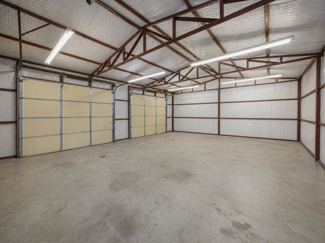 465 Private Road 2698, Alvord, TX 76225