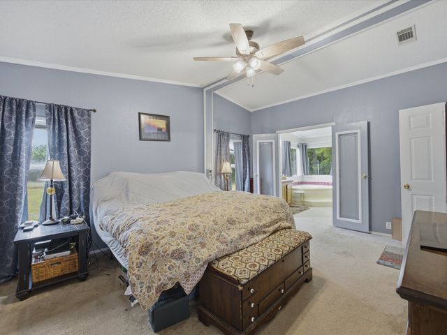 465 Private Road 2698, Alvord, TX 76225