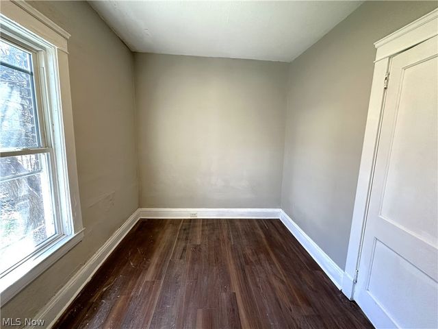 1672 Lockwood Avenue 5, East Cleveland, OH 44112