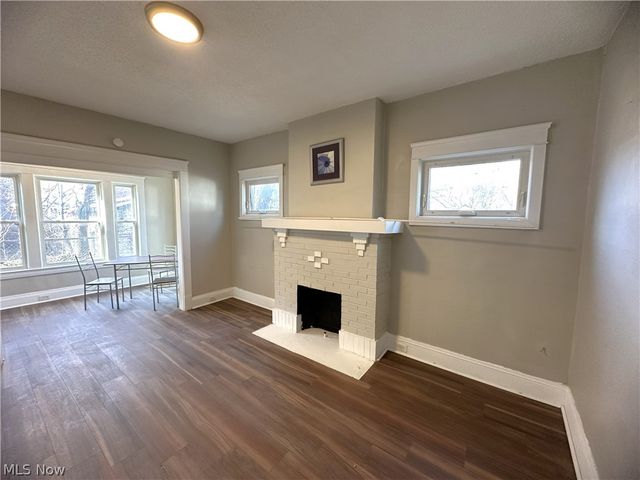 1672 Lockwood Avenue 5, East Cleveland, OH 44112