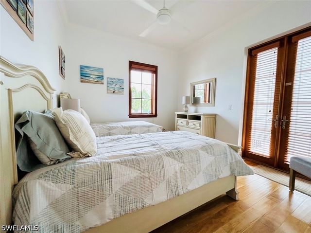 1016 7th ST S, Naples, FL 34102