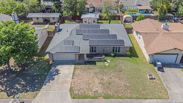 8347 Echo Willow Dr, San Antonio, TX 78250