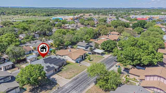 8347 Echo Willow Dr, San Antonio, TX 78250