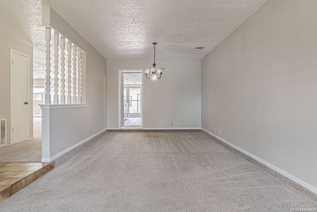 8347 Echo Willow Dr, San Antonio, TX 78250