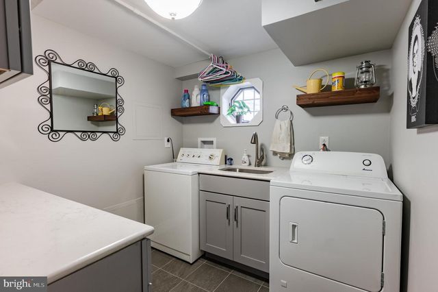 931 DENSTON DR, Ambler, PA 19002