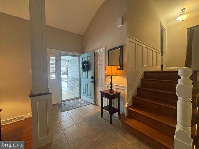 931 DENSTON DR, Ambler, PA 19002